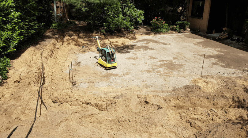 Baggerarbeiten und Bodenvorbereitung für Garten- und Landschaftsbau.