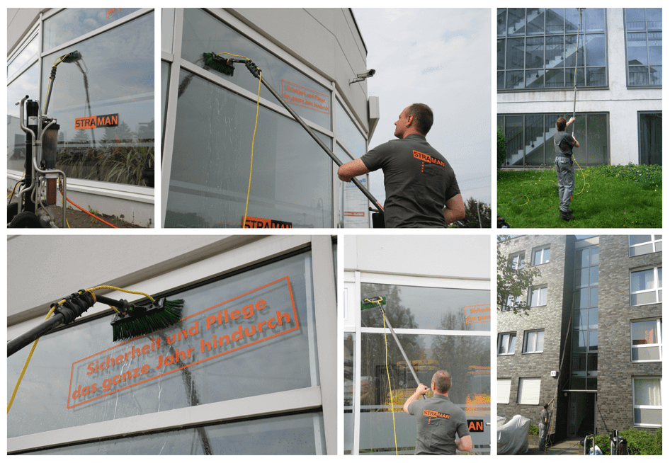 Mitarbeiter reinigt Glasfassaden mit Teleskopstange.